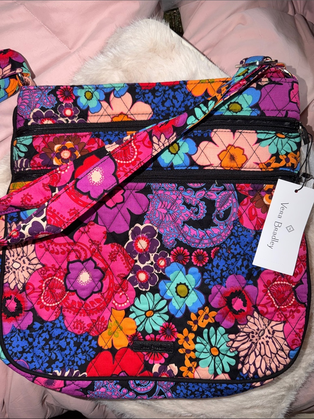 BNWT Vera Bradley RETIRED PRINT- Floral Quilted Crossbody Bag-Pink Multi
